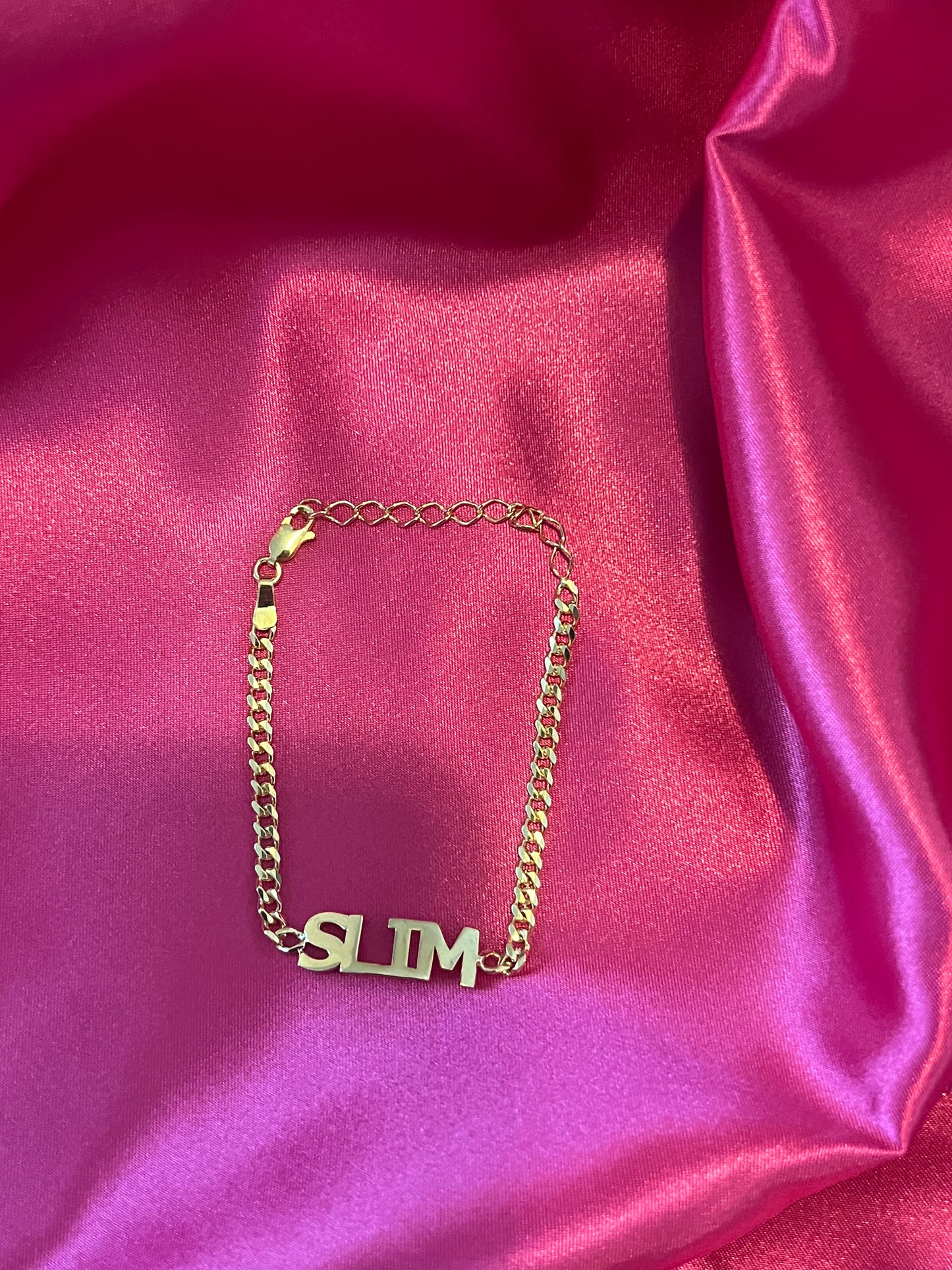 Customized Name Bracelet (large cap letter)
