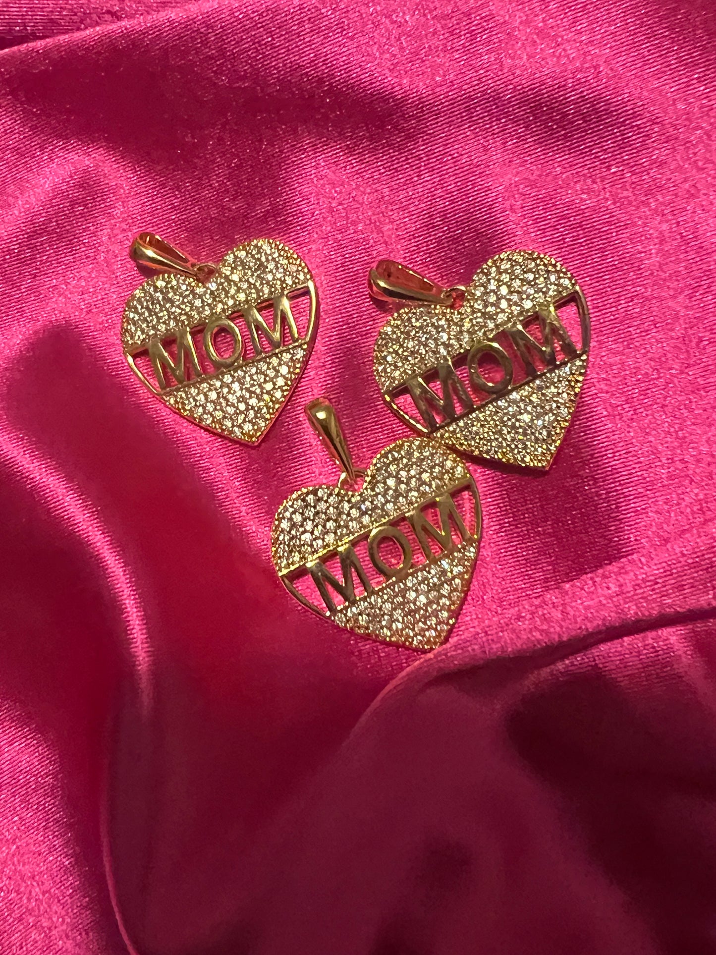 Mother's Day Pendant - Different options to Gift